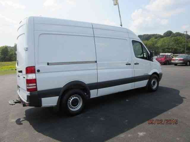 Dodge Sprinter 2008 Van Box Trucks