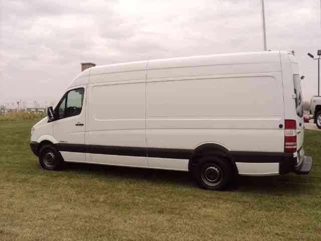 Dodge Sprinter 2008 Van Box Trucks