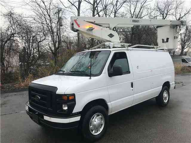 Ford E350 Bucket Truck Commercial Econoline (2008)