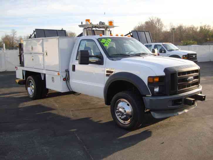 Ford F-550 4X4 FLATBED (2008)
