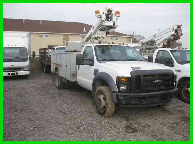 FORD F450 6. 8L GAS AUTO WITH 35. 6 FT REACH ALTEC (2008)