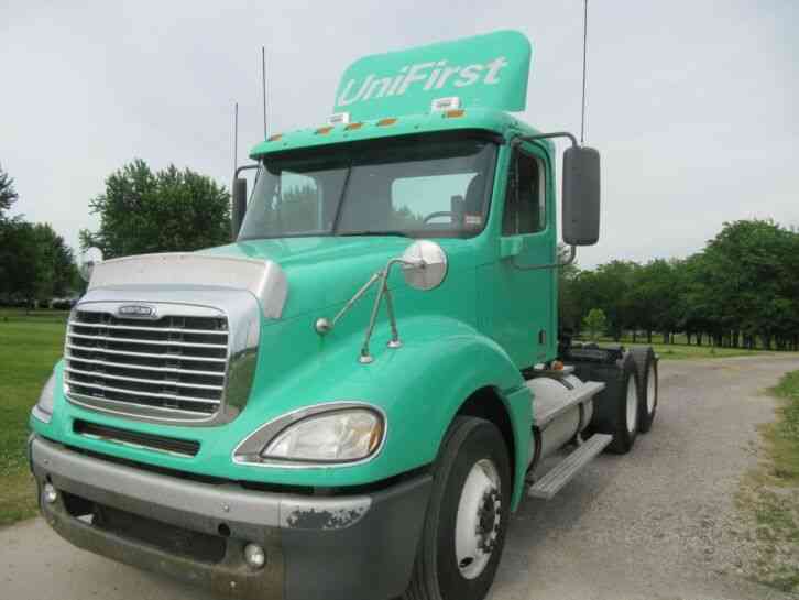 Freightliner CL-120 (2008)
