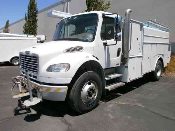 Freightliner M2 106 Business Class CNG (2008)