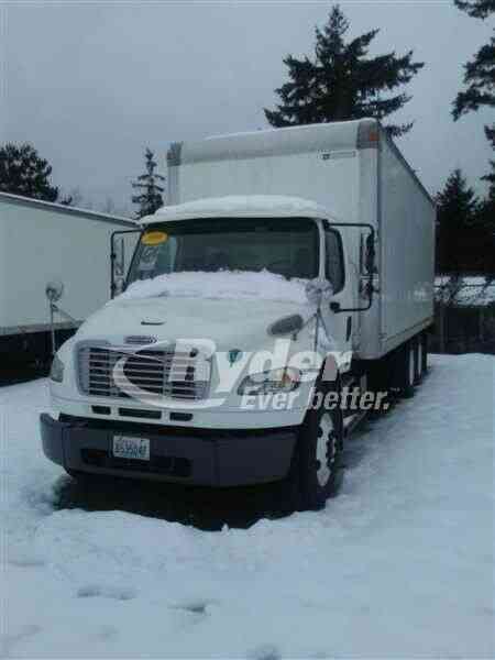 FREIGHTLINER M2 106 -- (2008)