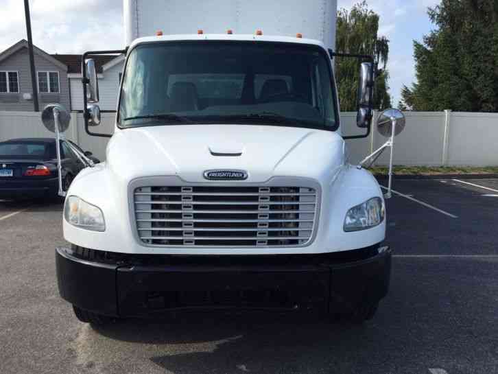 Freightliner M2 106 (2008)