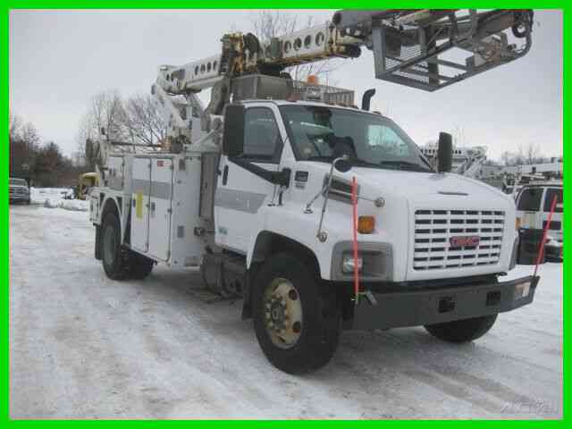 GMC C8500 7. 8l 6 CYL TURBO DIESEL ALLISON WITH ALTEC AT-40 CABLE PLACER (2008)
