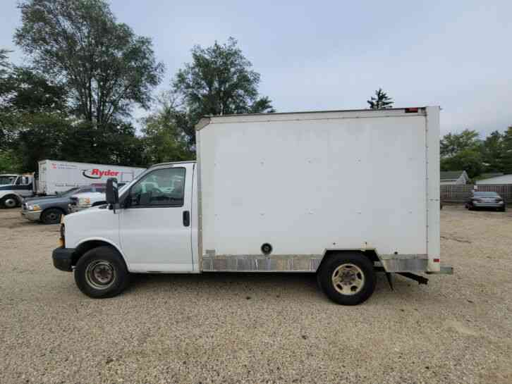 GMC SAVANA BOX TRUCK (2008)