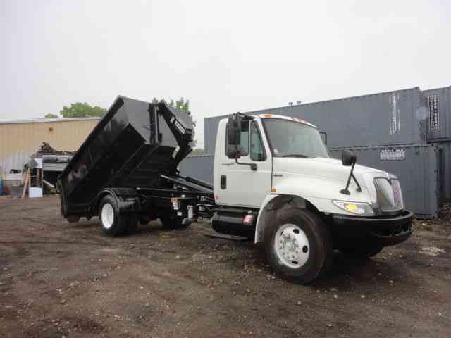 International 4400 (2008)