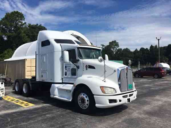 Kenworth T660 Aerodynamic Raised Roof (2009)