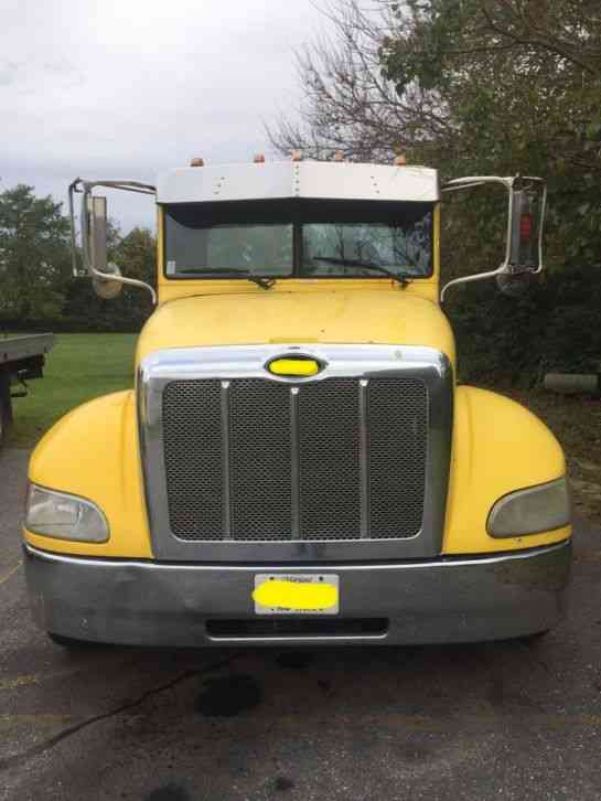 Peterbilt 325 (2008)