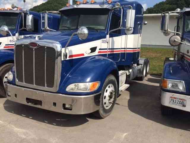 Peterbilt 384 (2008)