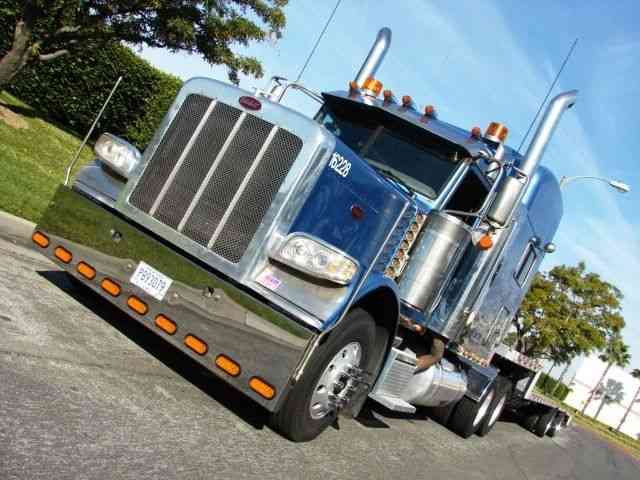 Peterbilt 388 (2008)