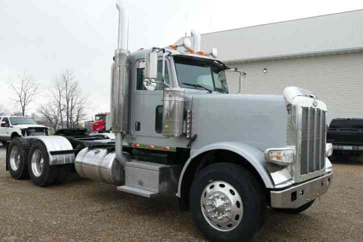 Peterbilt 388 (2008)