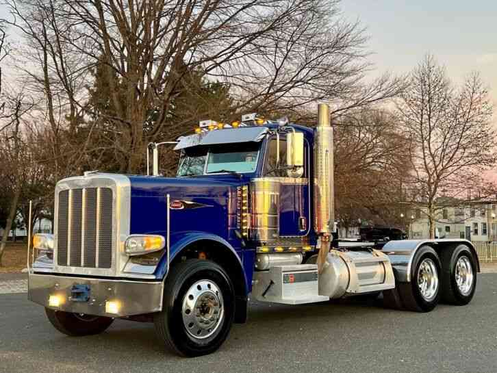 PETERBILT 389 C-15 CAT 18-SPEED ONLY 36k ORIGINAL MILES 1-OWNER RARE FIND!! (2008)