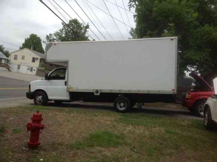 Chevrolet 3500 express (2009)