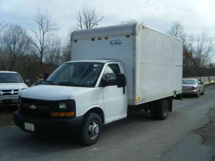 Chevrolet G3300 (2009)