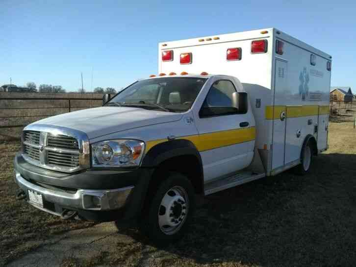 Dodge 4500 4x4 6. 7L Diesel Type I Ambulance (2009)
