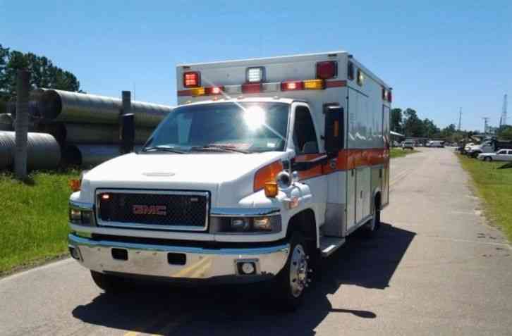 GMC 4500 AMBULANCE DIESEL 6. 6L (2009)