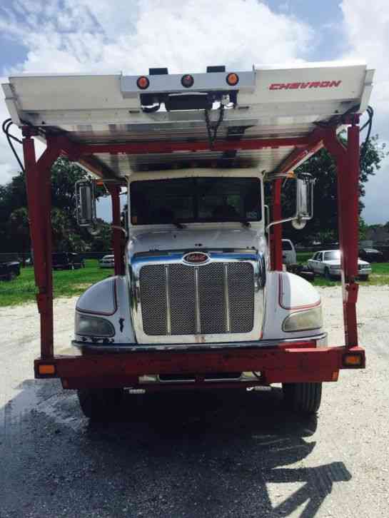 Peterbilt 335 (2009)