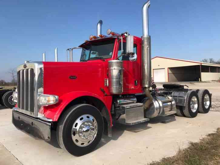 Peterbilt 388 (2009)