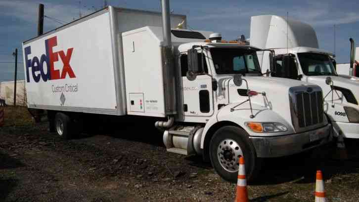 Peterbilt 335 (2009)