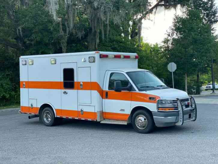 Chevrolet 4500 Ambulance (2010)