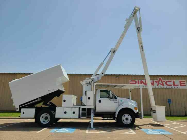 Ford F-750 UNDER CDL FORESTRY PACKAGE (2010)