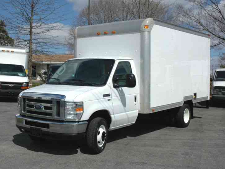 Ford E350 14FT BOX TK (2010)