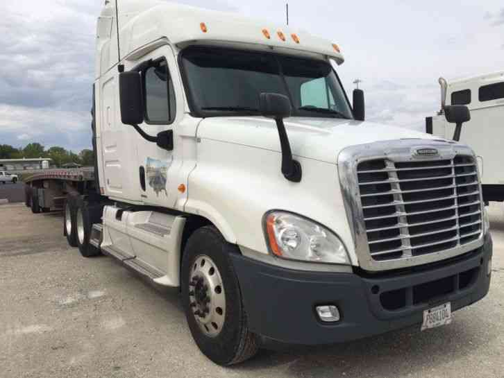 Freightliner CASCADIA DD15 (2010)