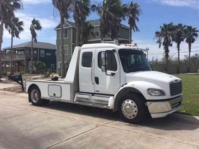 Freightliner Freightliner M2 Business Class (2010)