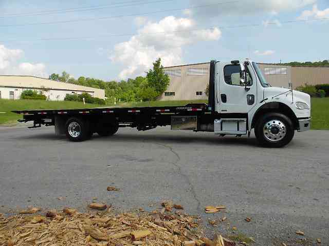Freightliner M2 BUSINESS CLASS (2010)