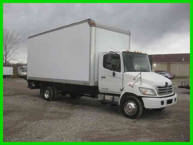 HINO 185 J05 4 CYL TURBO DIESEL ALLISON WITH 20X102X102 VAN BODY WITH LIFTGATE (2010)