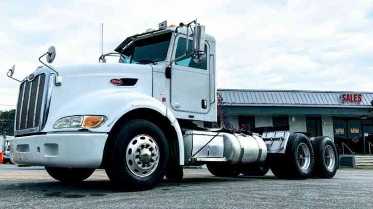 Peterbilt 386 (2010)