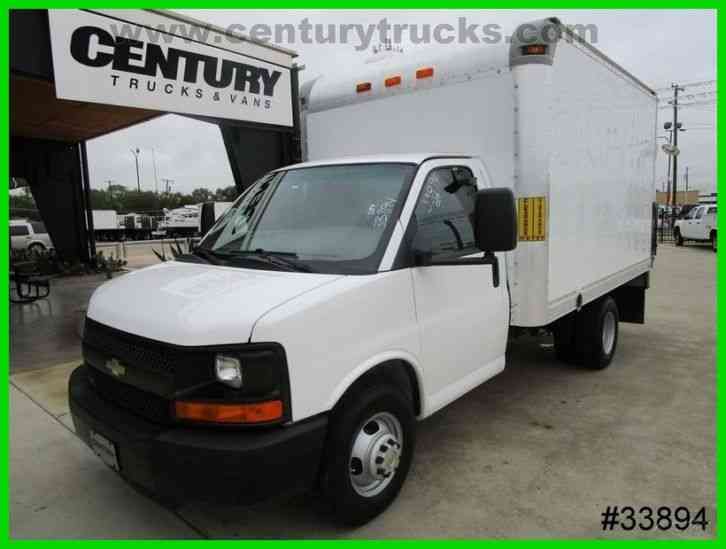 Chevrolet 3500 DRW EXPRESS BOX TRUCK (2011)