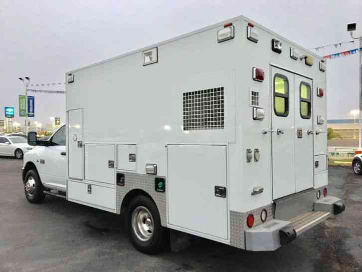 Dodge RAM 3500 REGULAR CAB DRW 2WD (2011) : Emergency & Fire Trucks