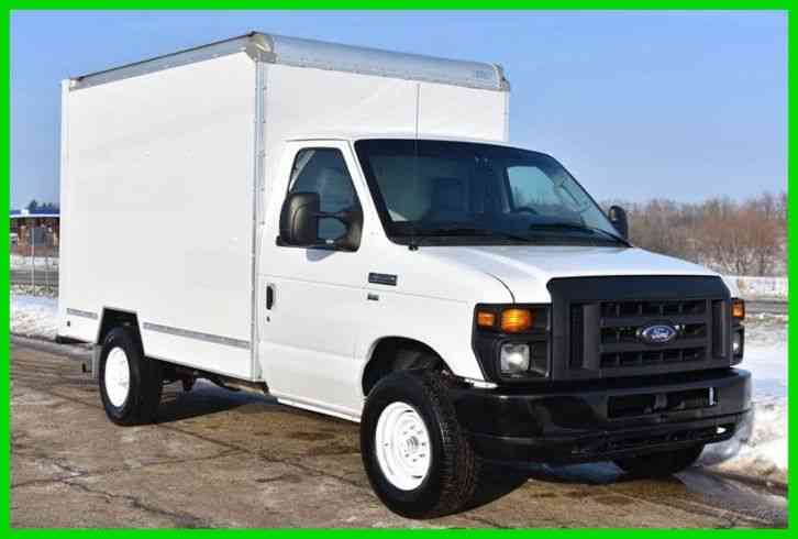 Ford E-350 10ft Box Truck (2011)