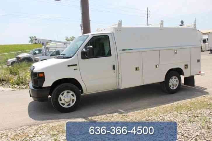 Ford E350 (2011)