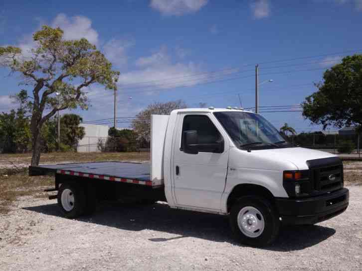 Ford E450 Flatbed (2011)