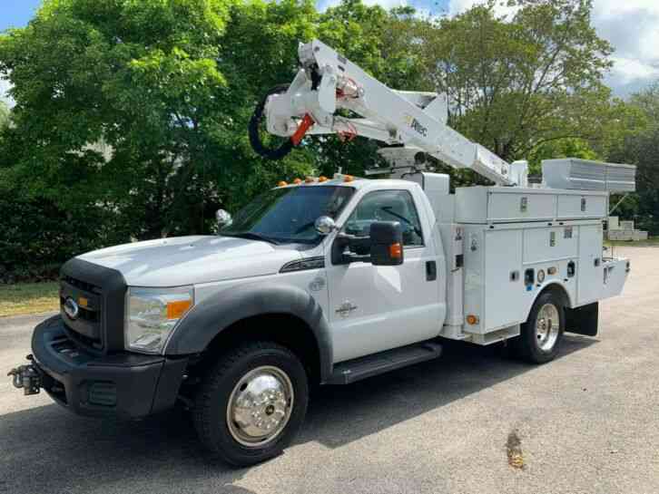 Ford F-550 DRW 4X4 XLT ALTEC AT37G BUCKET TRUCK 42FT WORKING HEIGHT DIESEL (2011)