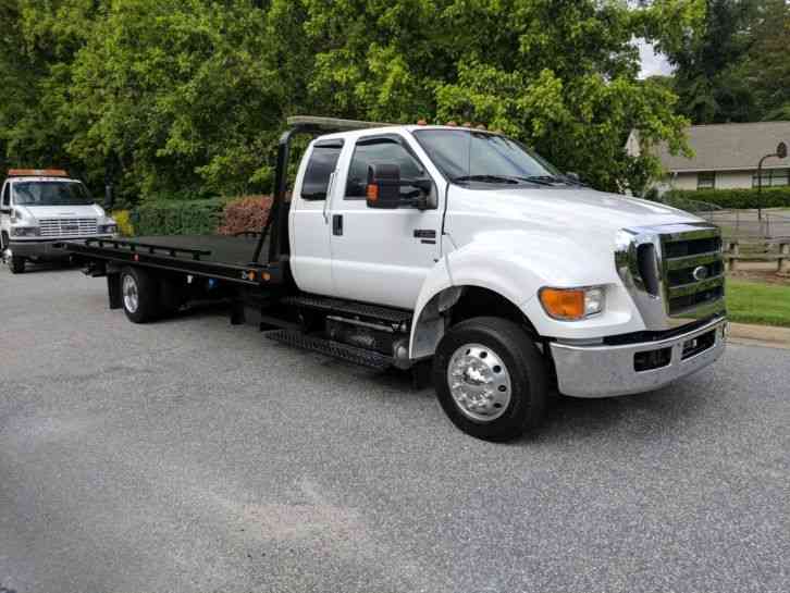 Ford F650 XLT 4DR (2011)