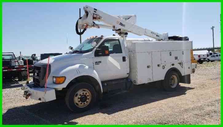 Ford F-650 F650 Bucket Truck (2011)