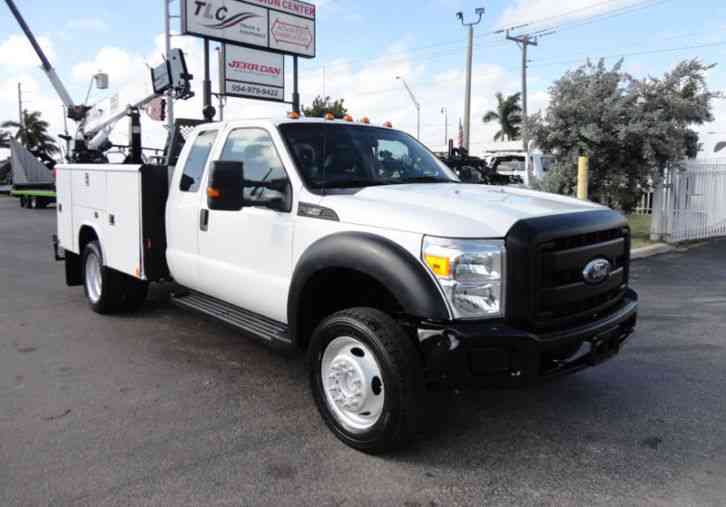Ford F450 4X4 11FT UTILITY TRUCK BED WITH 16FT 4, 000LB CRANE (2011)