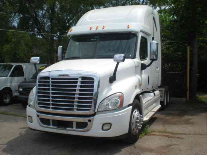 Freightliner CASCADIA (2011)