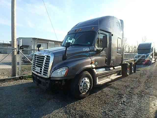 Freightliner CASCADIA (2011)