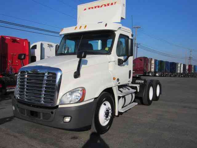 Freightliner CASCADIA -- (2011)