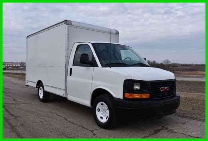 GMC Savana Cutaway 3500 12ft Box Truck. (2011)