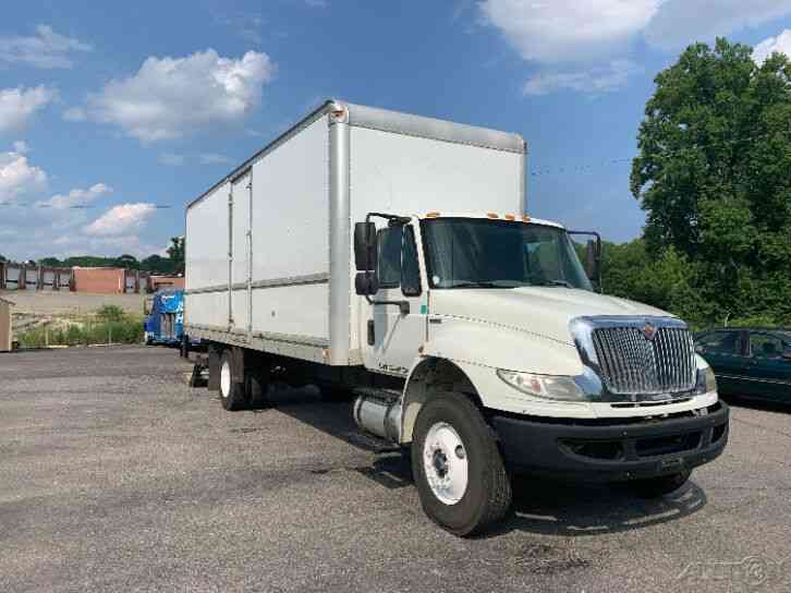 International 4400 (2011)