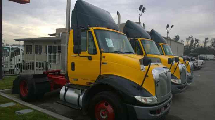 International Transtar SINGLE AXLE DAYCAB AIR RIDE CITY TRACTOR - 10sp -Warranty AVAILABLE (2011)