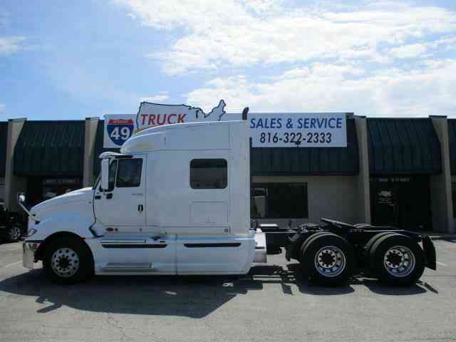 International Prostar -- (2011)