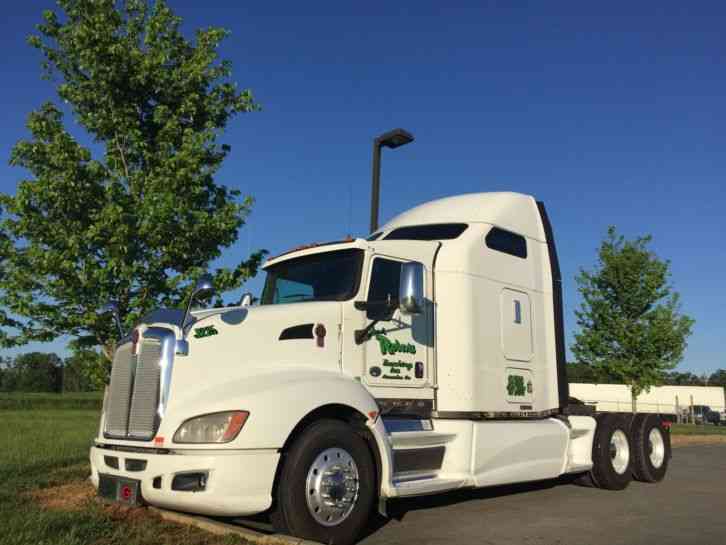 KENWORTH T660 (2011)